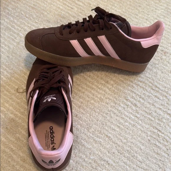 Adidas Gazelle Women's Brown and Pink Sneakers - Picture 5 of 9